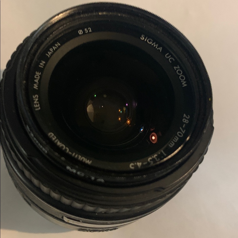 SIGMA 28-70MM LENS